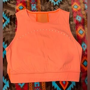 lululemon hotty hot cropped tank